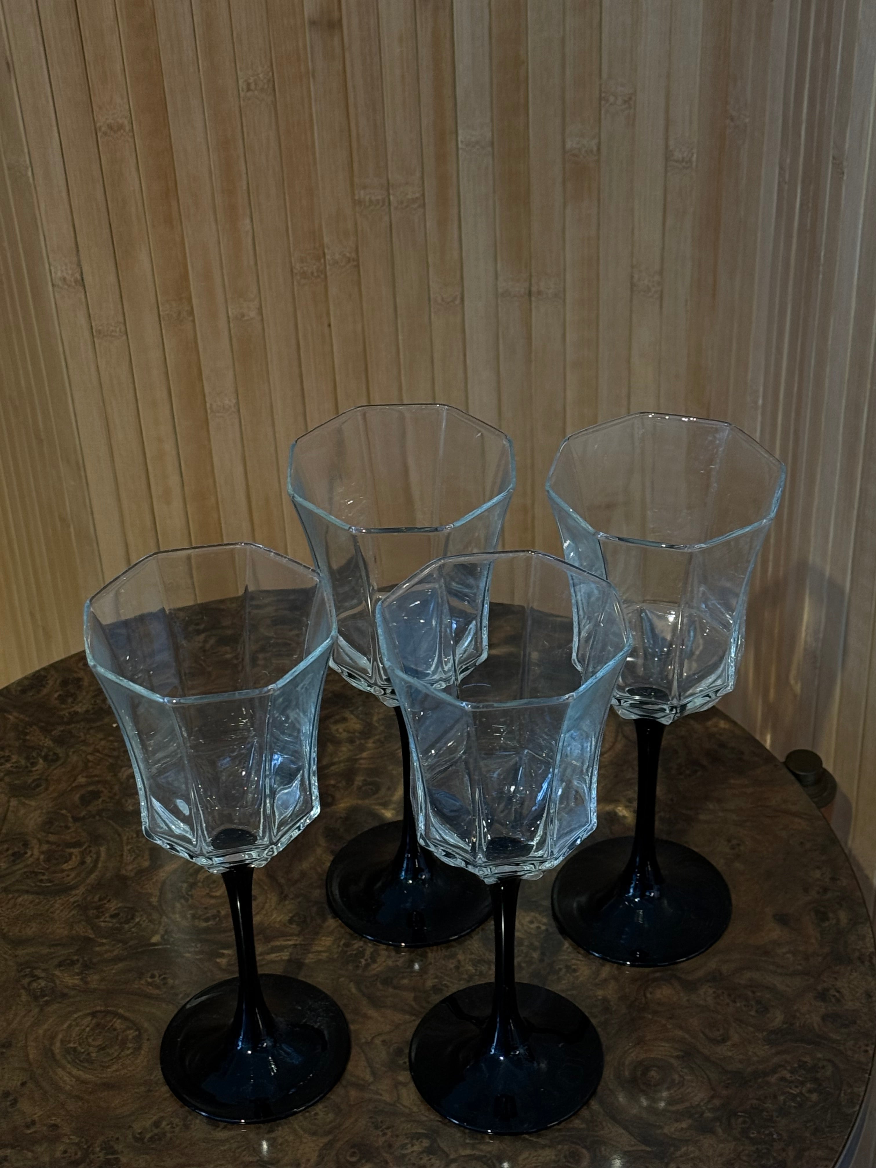 Crystal D’Arques Stemmed Glasses Set - (4pc)