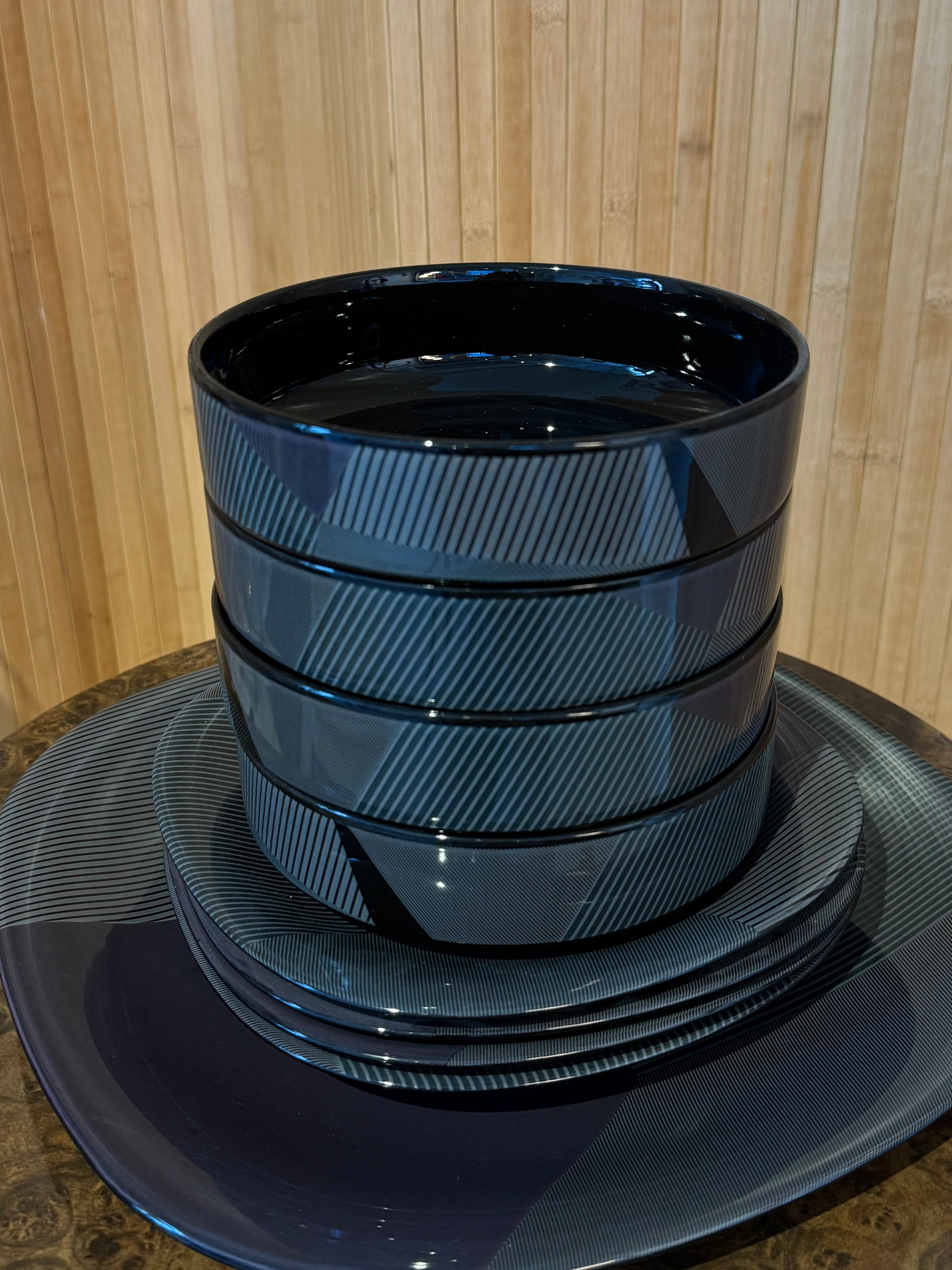 Daniel Hechter” Dinnerware Set (9pc) - Post Modern